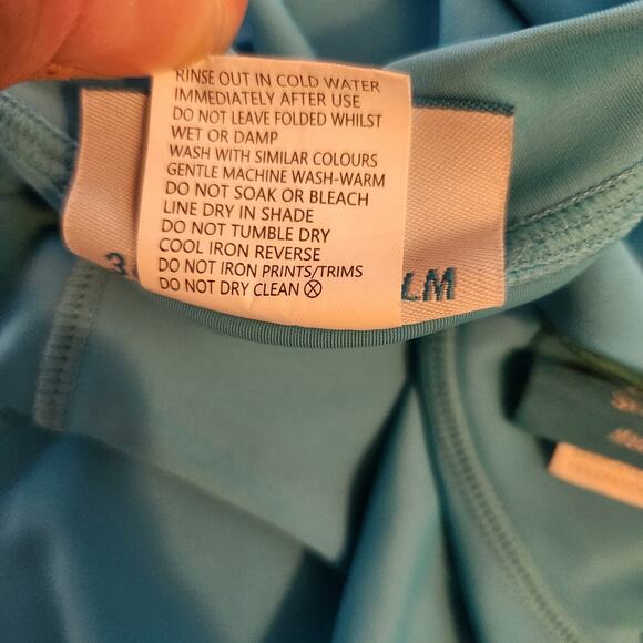 The Realm Swim Tee Shirt Men Size Medium Turquoise Blue Set of 2 Short Sleeve - Picture 10 of 10